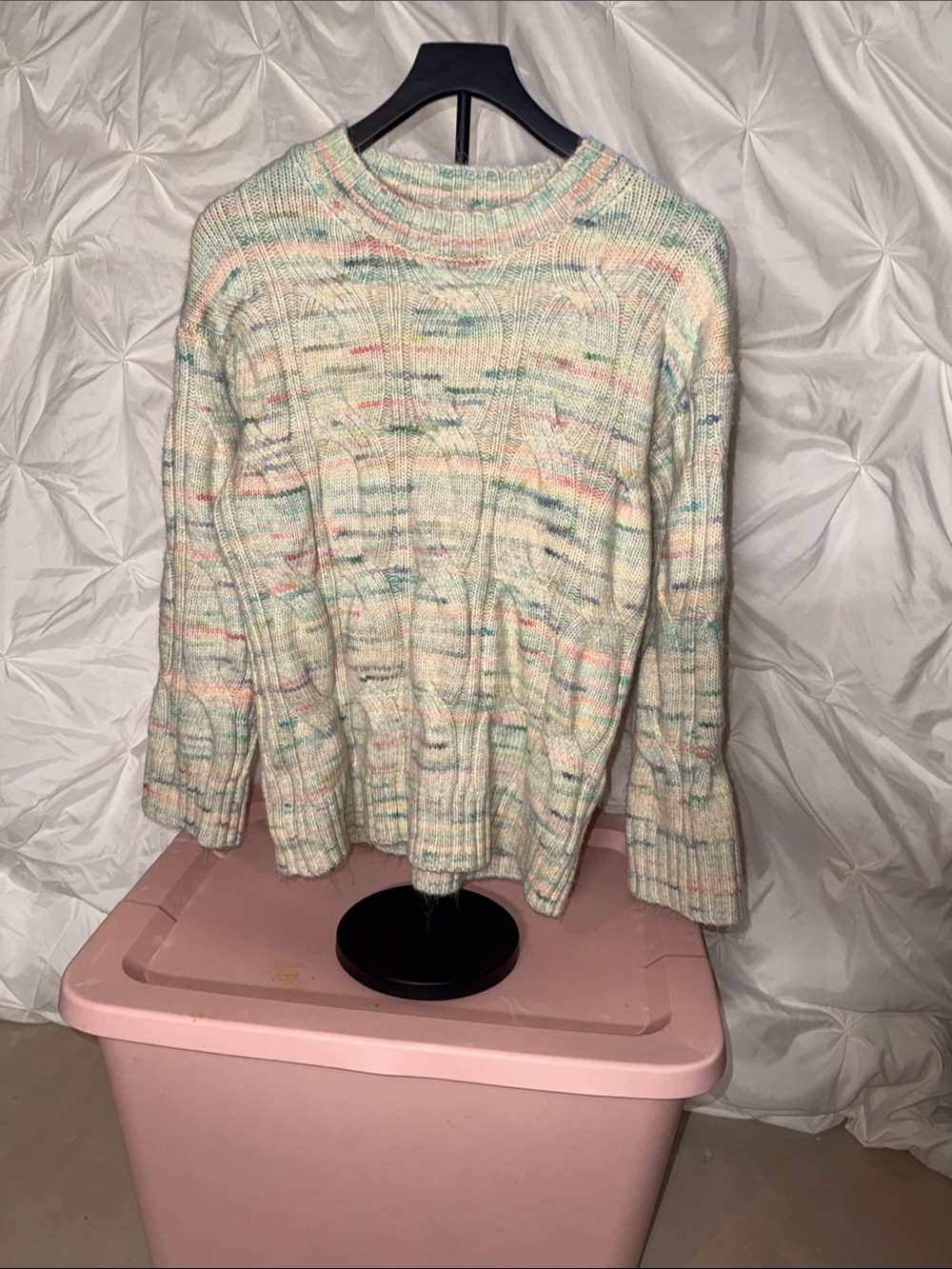 American Eagle Outfitters Cream Crewneck Sweater with Pastel Speckles